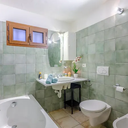 Villa Sardinia Family - Anita & Chanel With Private Pool