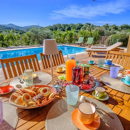 Sardinia Family - Anita & Chanel With Private Pool Villa *