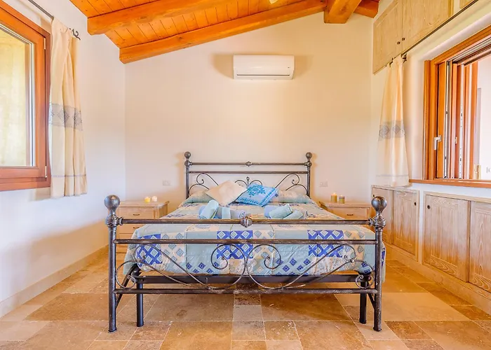 Sardinia Family - Anita & Chanel With Private Pool * סן פנטלאו