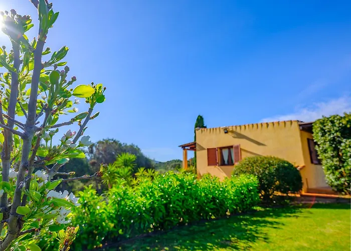Sardinia Family - Anita & Chanel With Private Pool וילה