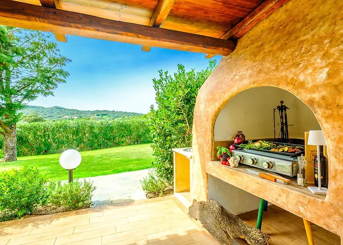 Sardinia Family - Anita & Chanel With Private Pool וילה